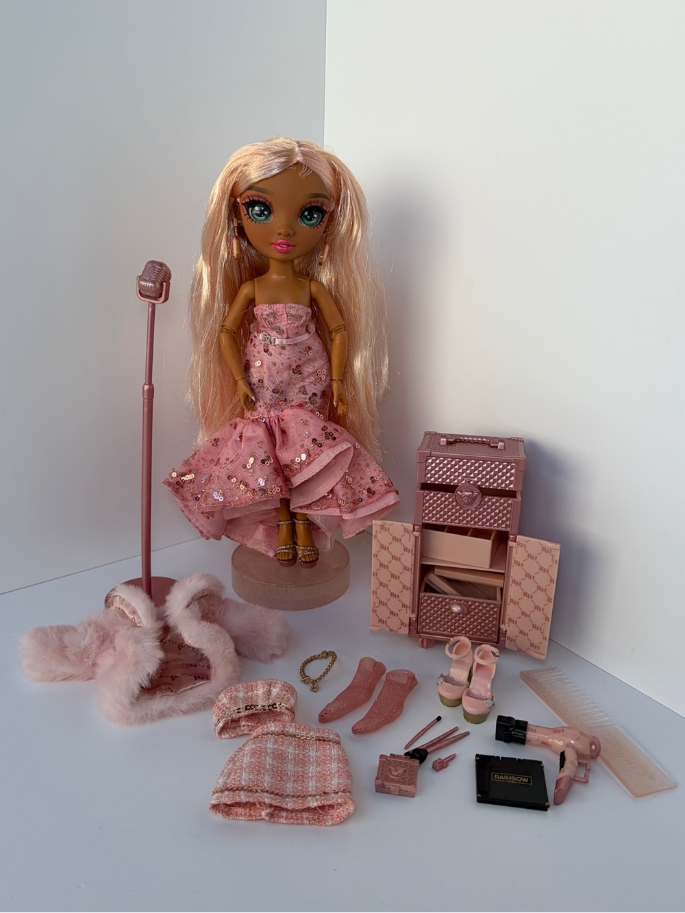Rainbow High Vision Divas Sabrina St. Cloud Fashion Doll w/ Accessories